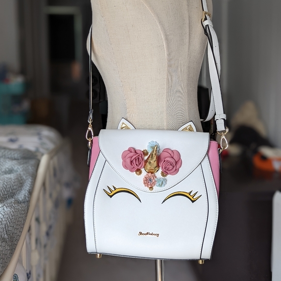 Shoe Bakery Handbags - NWOT Shoe Bakery Unicorn Cake Bag
